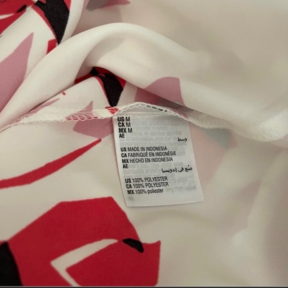 White and Red Long Sleeve Floral Print Tie Front Women’s Blouse - Picture 6 of 6